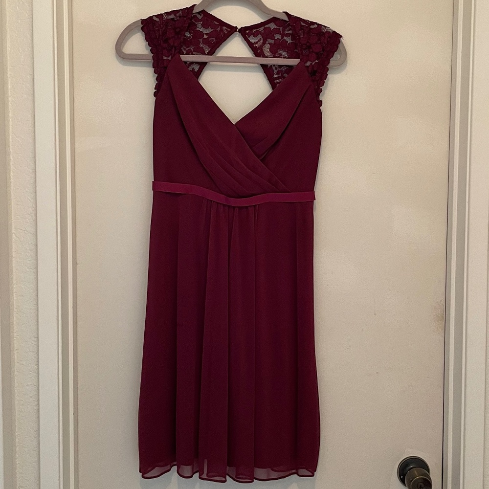 Wine short chiffon lace back dress